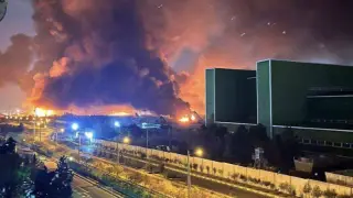 Тегеранда халықаралық әуежай өртеніп жатыр