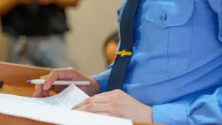 Қазақстандықтар Жанәбіловтерге қанша ақша аударған: прокурор айыптау актісін оқыды