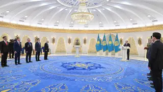 Тоқаев әйгілі альпинист Ерванд Ильинскийге “Қазақстанның Еңбек Ері“ атағын табыстады