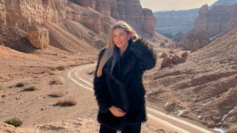 Жеке архивтен