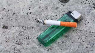 Петропавлда қыз көшеден тауып алған темекіні шегіп, жансақтау бөліміне түскен