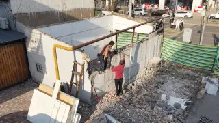 Алматыда заңсыз салынған нысан бұзылды