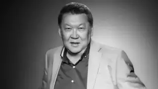 Тоқаев Қазақстанның халық әртісі Есмұхан Обаевтың отбасына көңіл айтты