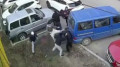 “Тәрбие мен үлкенге құрметтен жұрдай“: Павлодарда жасөспірімдер ер адамға шабуыл жасаған