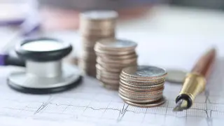 Павлодарда қайтыс болғандарды “емдеп“, ерлерді гинекологқа жіберген: ӘМСҚ тексерісі