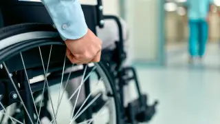 Мүгедектігі бар қазақстандықтарға арбалар мен балдақтарды жалға алу ұсынылды