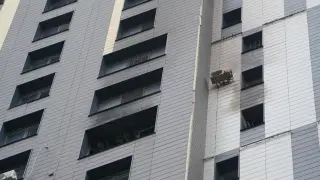 “Көркем-3“ тұрғын үй кешеніндегі өрттен үш баласынан айырылған ана әлі жансақтау бөлімінде жатыр