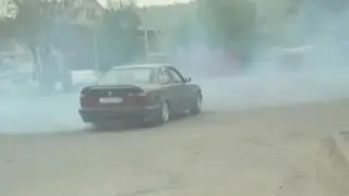 Алматыда жолда дрифт жасаған жүргізуші көлігінен айырылды - видео