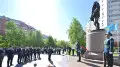 Мәжіліс төрағасы Ерлан Қошанов Талғат Бигелдиновтің ескерткішіне гүл шоғын қойды