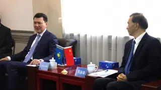 Ерлан Қарин Қытай Медиакорпорациясының басшысымен кездесті