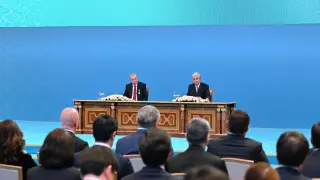 “Күрделі кезең“. Тоқаев Ердоғанмен әлемдегі қарулы қақтығыстардың ушығуын талқылады