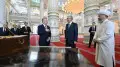 Бауырлас өзбек елінің тартуы. Тоқаев Мирзиёевпен Түркістандағы жаңа мешітті аралап көрді