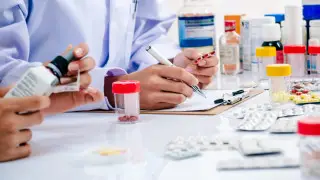 ДСМ қазақстандықтардың дәрі-дәрмек тапшылығына қатысты шағымдарына жауап берді