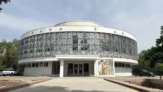 Алматыда тағы бір компания аты аңызға айналған Неке сарайын жаңғыртуды сәтсіз аяқтады