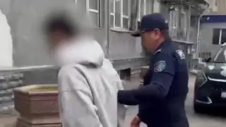 Кисло-Сладкий лақап атымен танымал қазақстандық рэп орындаушы полицияға жеткізілді