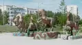 Көкшетау тұрғындары қала орталығындағы қираған мүсіндерге шағымданды