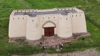 “Келсем, жабық екен“. Турист Алматы іргесіндегі ЮНЕСКО тізіміне енген көне қалашыққа кіре алмаған