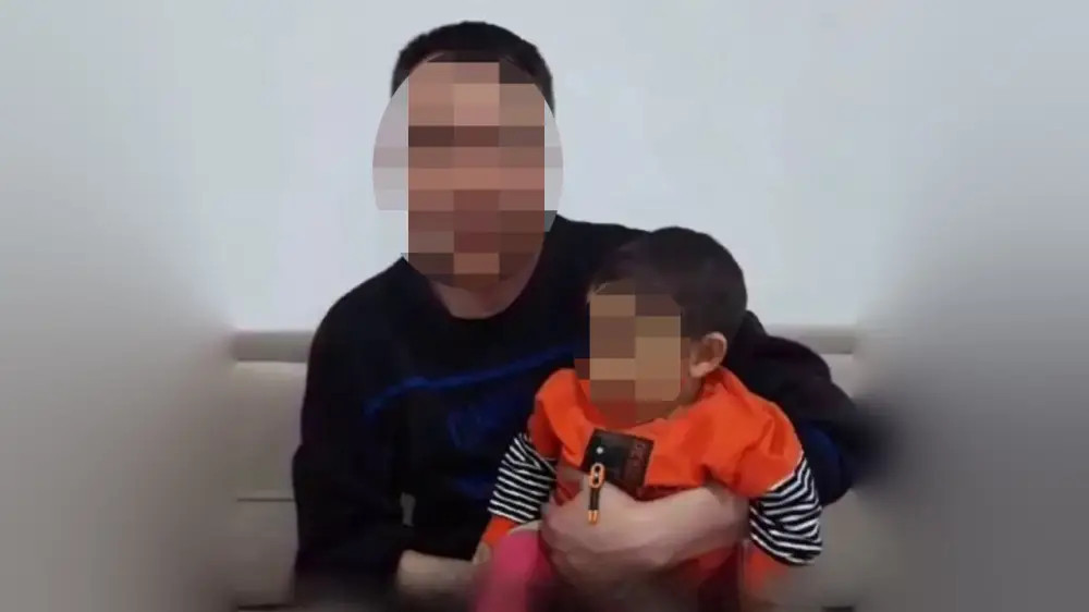 Талдықорғанда әйелі мен үш жасар қызын аяусыз соққыға жыққан ер адамға үкім шықты