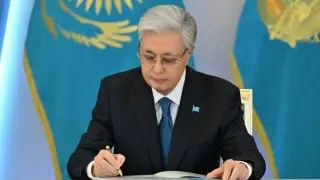 Тоқаев цифрландыру мен жасанды интеллектіні енгізу стратегиясын бекітті
