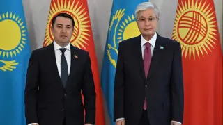“Қазақ-қырғыз - бір туған“. Тоқаев Қырғызстан Парламентінің спикерін қабылдады