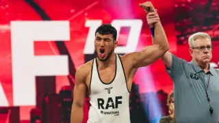 Қазақстандық әлем чемпионы халықаралық лигада алғаш рет жеңіске жетті