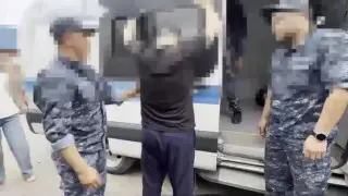 17 жыл жасырынған. Қырғызстан Қазақстанға банктен миллиондарды ұрлаған қылмыстық топ басшысын берді