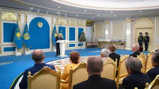Тоқаев 106 жастағы диктор Зұлқия Жұматованы марапаттады: ол қазақ тіліндегі алғашқы эфирді жүргізген