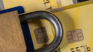 Қазақстанда 6 мың сайт пен 9 мың карта бұғатталды