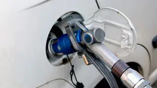 жанармай құю бекеті