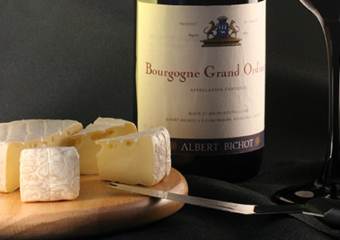 Франция проспонсирует употребление вина и сыра за рубежом