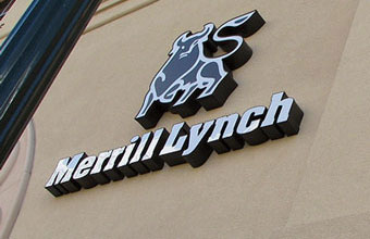 Merrill Lynch раздал четыре миллиарда долларов сотрудникам