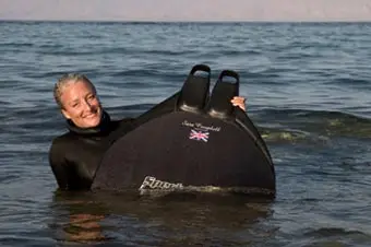 Сара Кэмпбелл нырнула на рекордную глубину в 96 метров