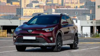 Проблемы 4-го поколения Toyota Rav4 (XA40). Не покупайте, пока не прочтете