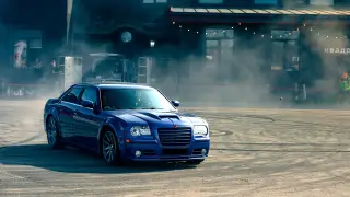 Chrysler 300C - для тех, кто не успел поездить на “кабане”