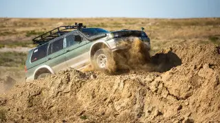 Mitsubishi Challenger – доступный, но внедорожник. Чем болеет “брат“ Montero Sport